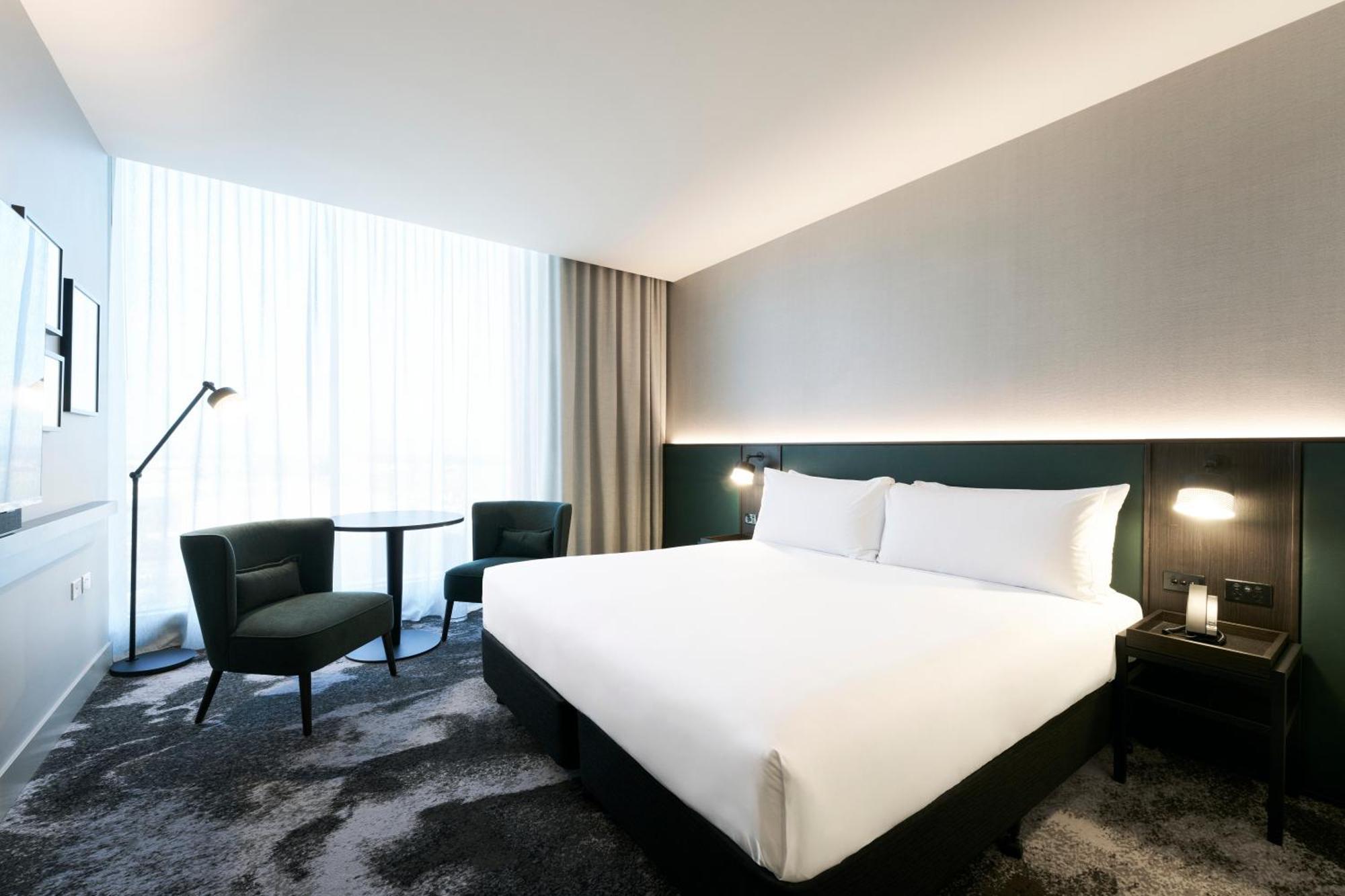 Novotel Melbourne Airport Экстерьер фото