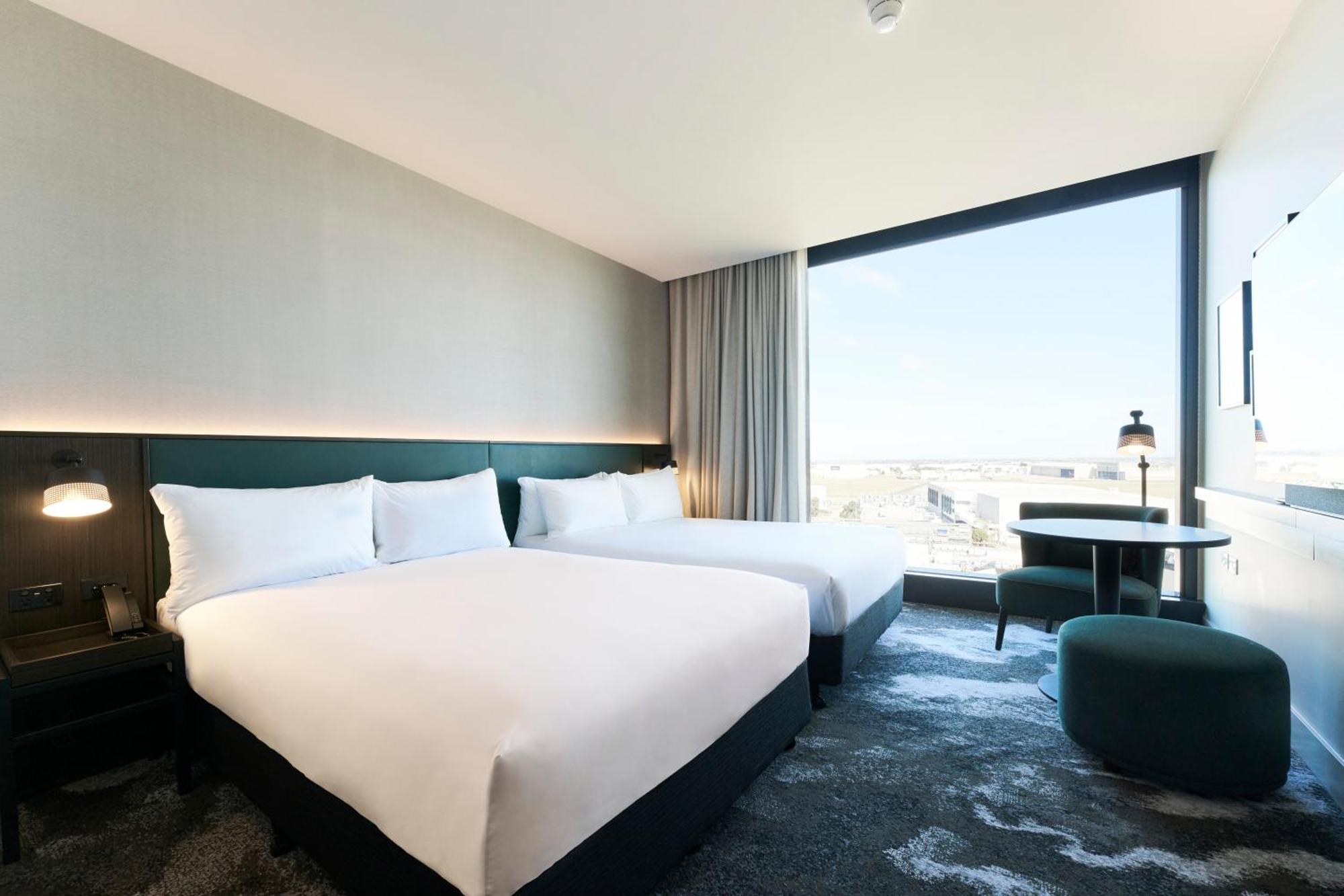 Novotel Melbourne Airport Экстерьер фото