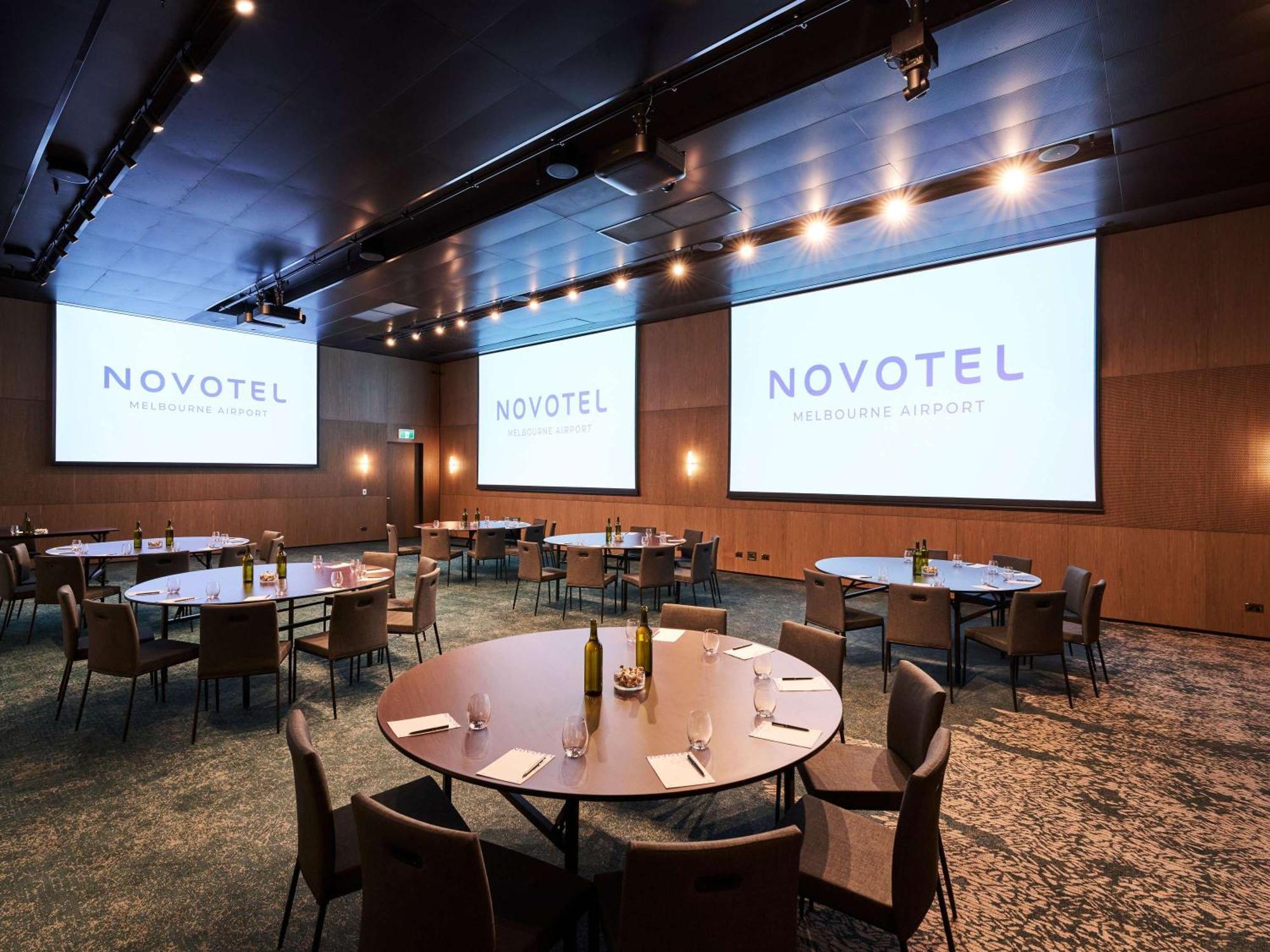 Novotel Melbourne Airport Экстерьер фото