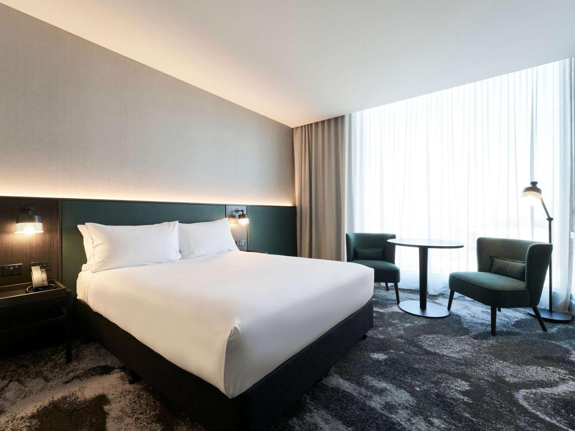 Novotel Melbourne Airport Экстерьер фото