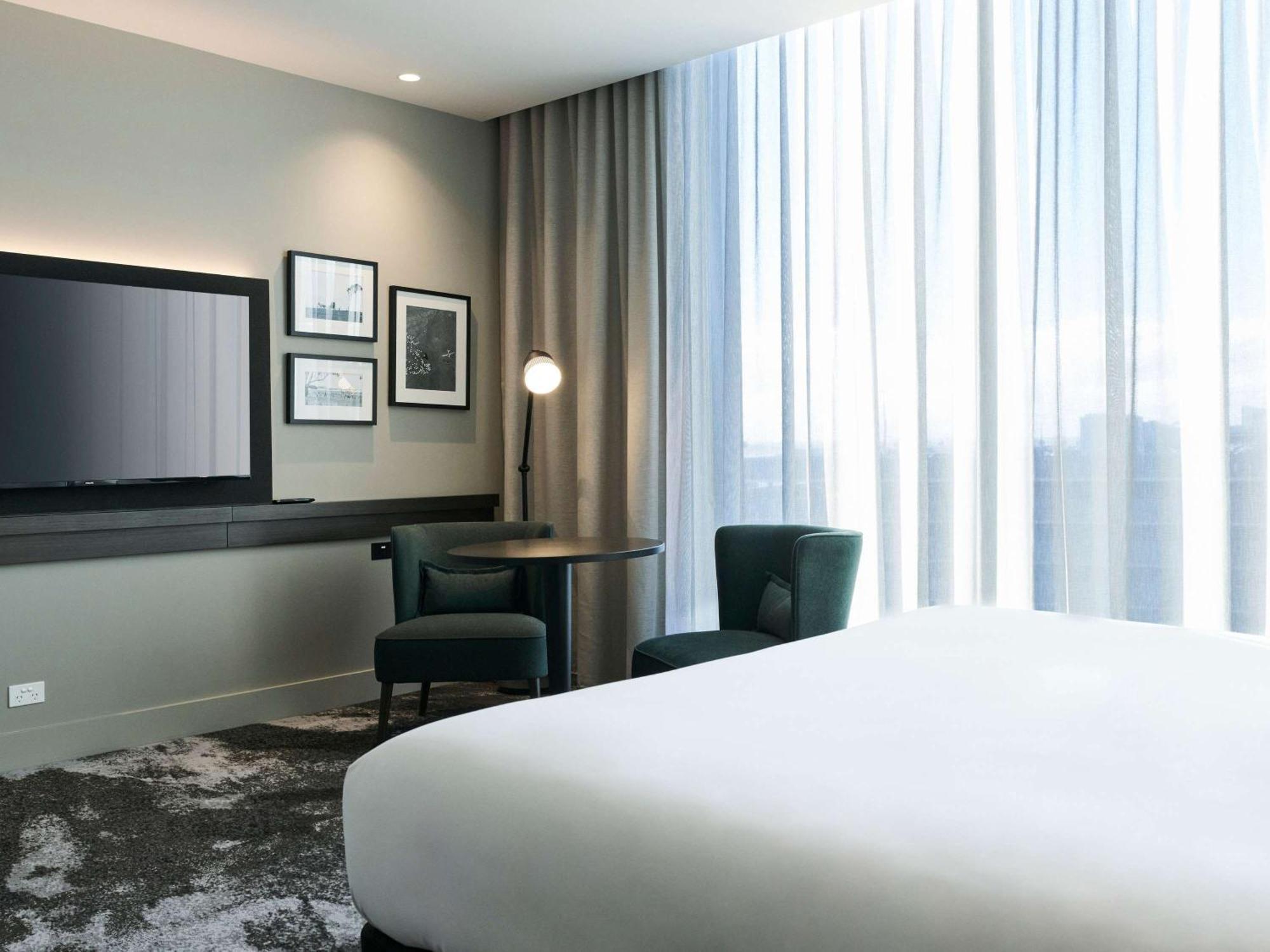 Novotel Melbourne Airport Экстерьер фото