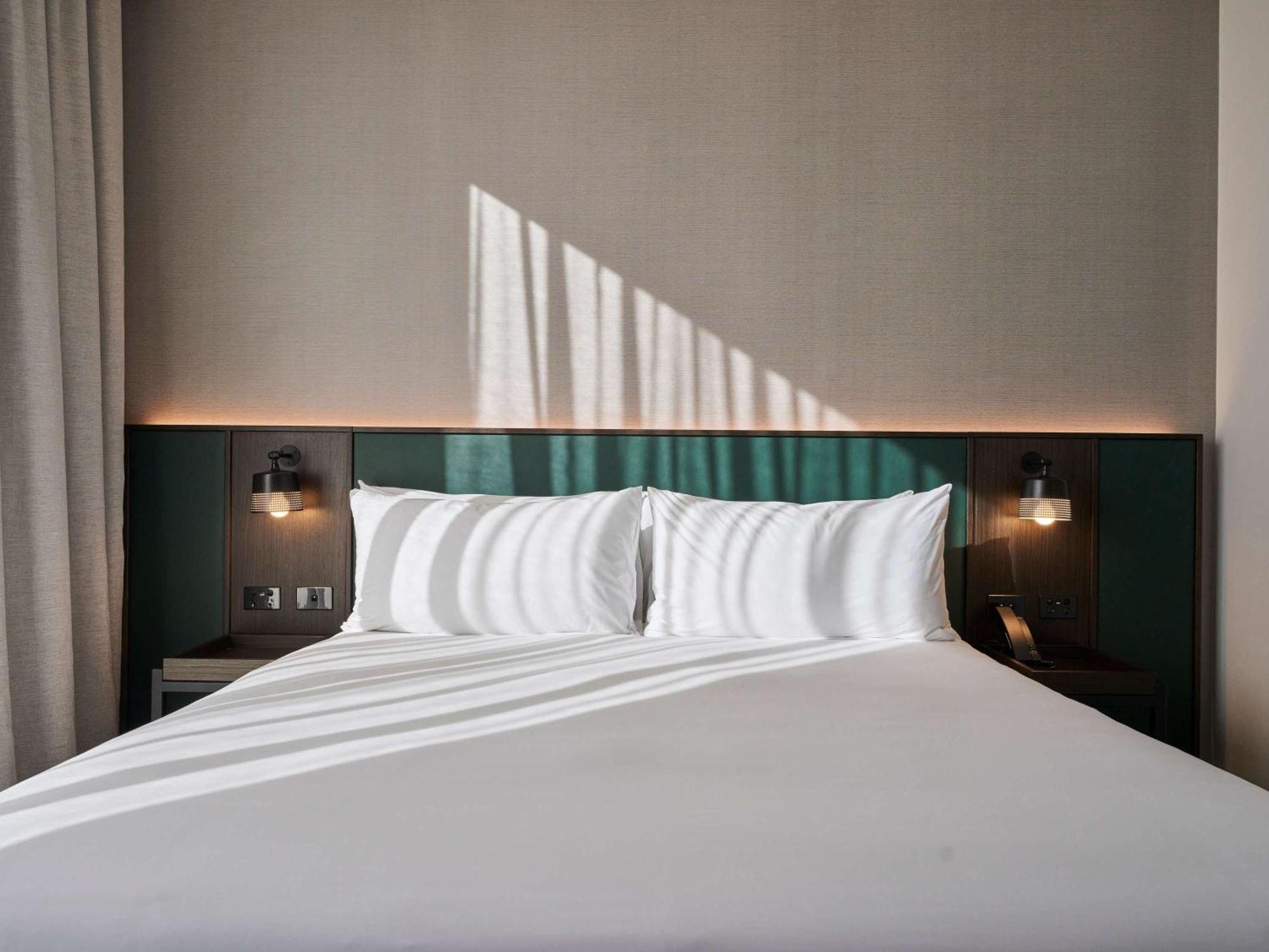 Novotel Melbourne Airport Экстерьер фото